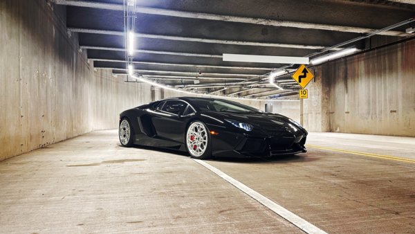 2014 Lamborghini Aventador